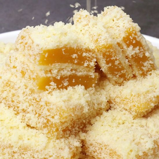 SRJ - Rice Castella Sweet Pumpkin Injeolmi 500G - 쌀카스테라 단호박인절미