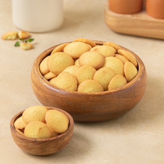 Haitai Egg Biscuit 45g: Light & Sweet Korean Snack 45g/해태 계란 과자 45g
