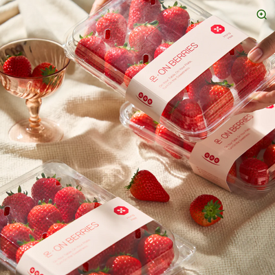 Honghee Strawberry: Variety of flavors  Refreshing sweetness  Abundant juiciness
