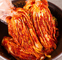 [SJ] half cut of whole cabbage (600g/1.2kg) / 수라상 반포기 김치 (600g/1.2kg)