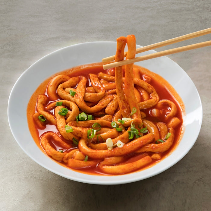 HMR Wheat Noodle with Spicy Sauce Fishcake Tteokbokki 450g / 바로키친 누들어묵 떡뽁이 450g