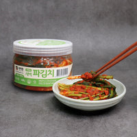 [Saebyeok Farm] Korean Traditional Kimchi Selection – Napa Cabbage / Young Radish / Green Onion / Sliced / Mustard Leaf